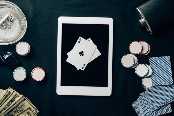 Betting history and hand settlement record